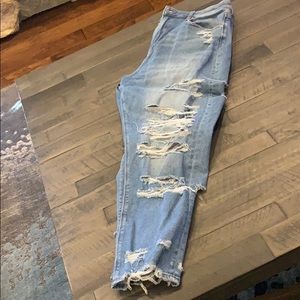 American eagle mom jeans